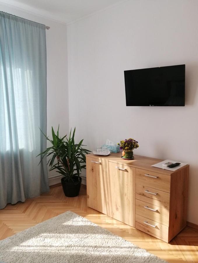 Hotel Check-In Kaya Sybin Zewnętrze zdjęcie