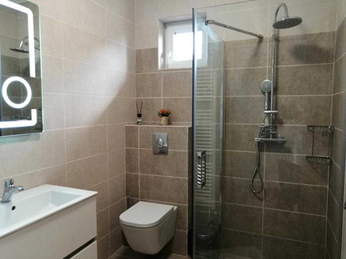 Hotel Check-In Kaya Sybin Zewnętrze zdjęcie